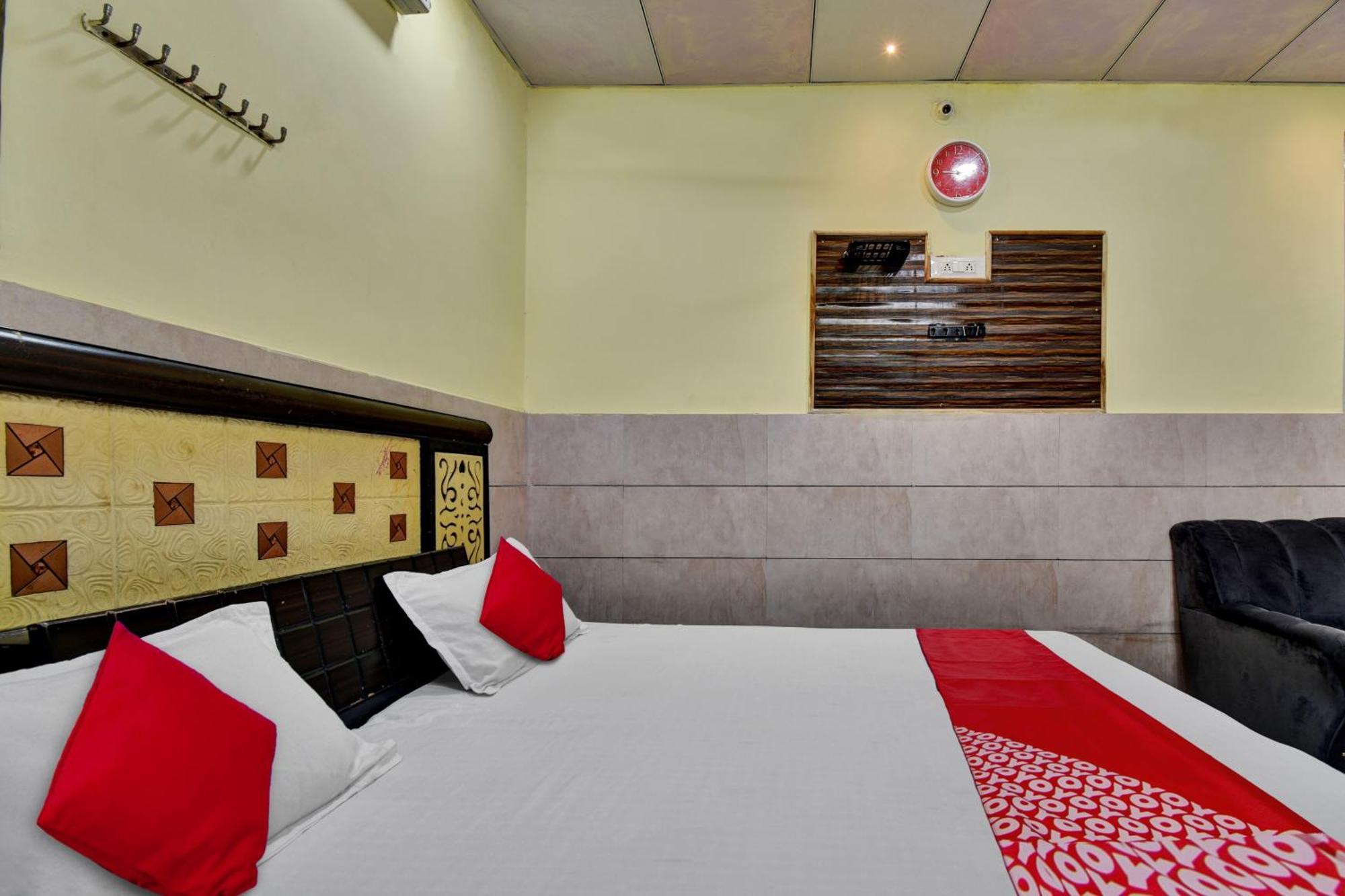 קוטה Oyo Flagship Apna Guest House מראה חיצוני תמונה